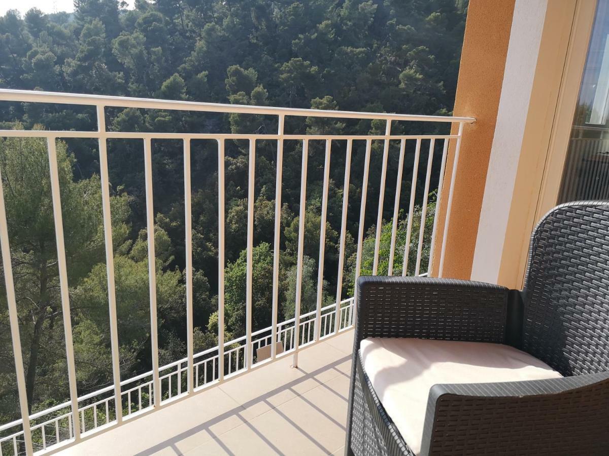 Entre Amie & Spa Cantaron Экстерьер фото